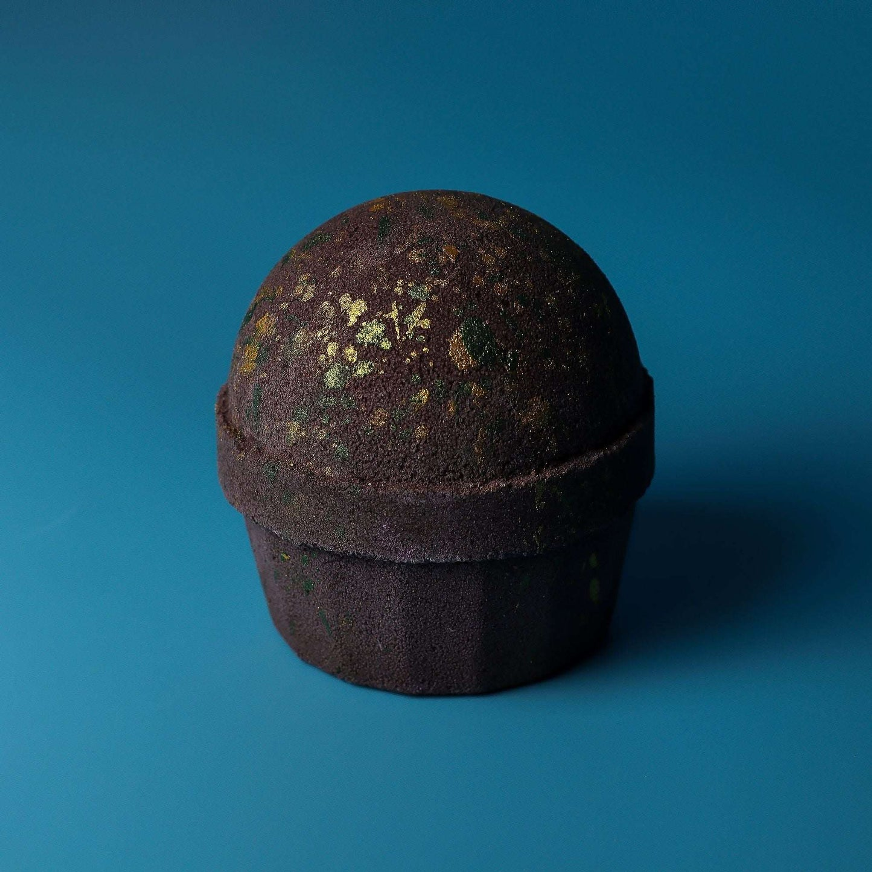 Dubai Bath Bomb - Emerald Oudh Truffle 3