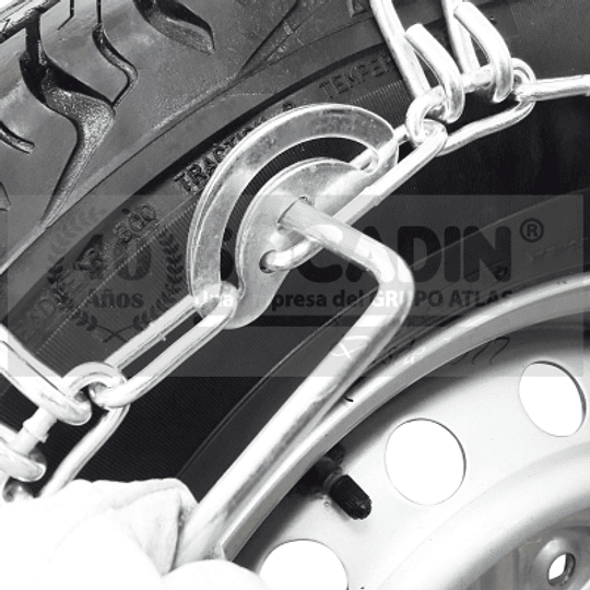 Par Cadenas Saga® Para Nieve Rompehielos 2845CAM 