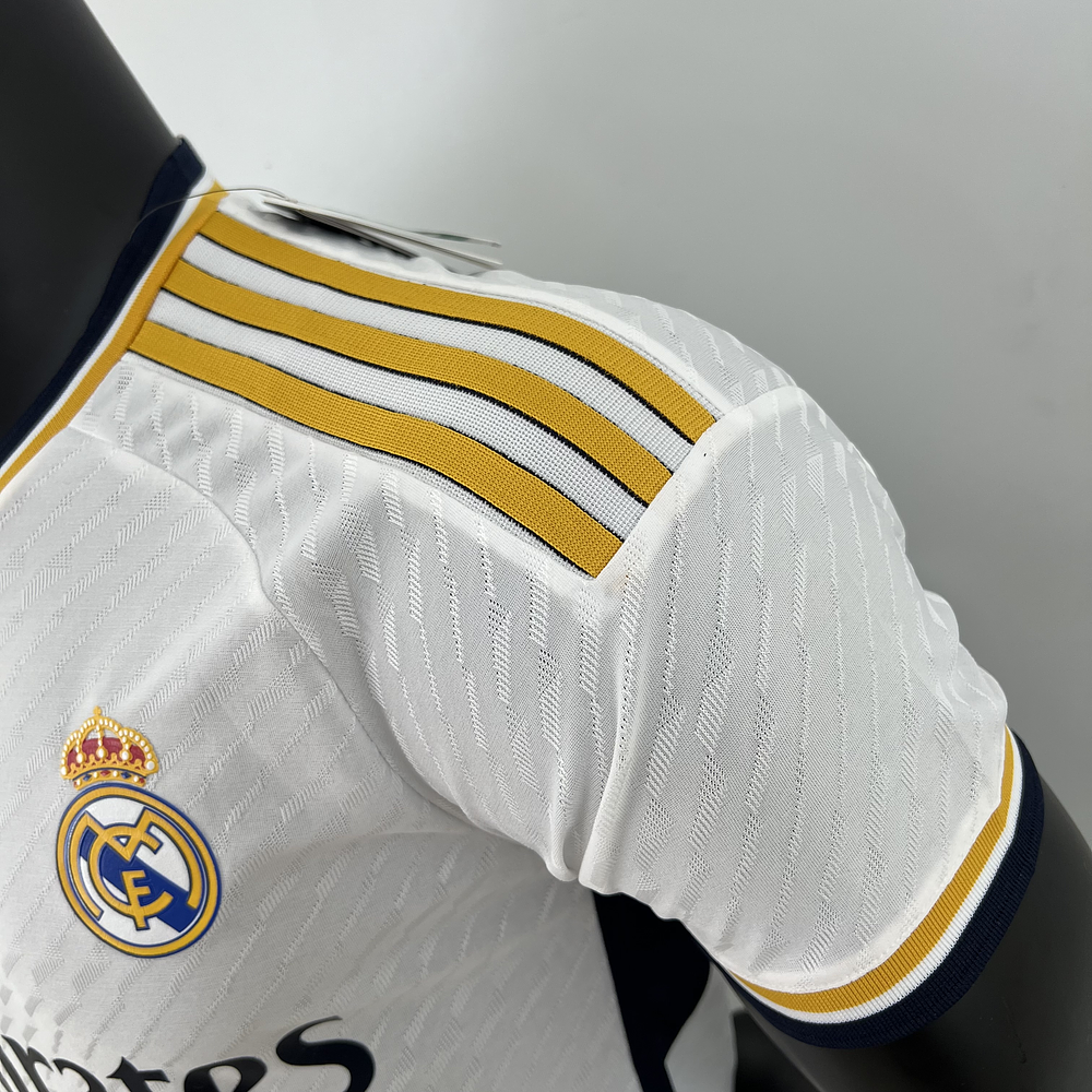 (M004) Camiseta 1º Real Madrid - Versión Jugador - 23/24