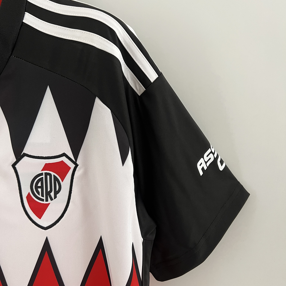 (M002) Camiseta 2º River Plate - Versión Fan - 23/24