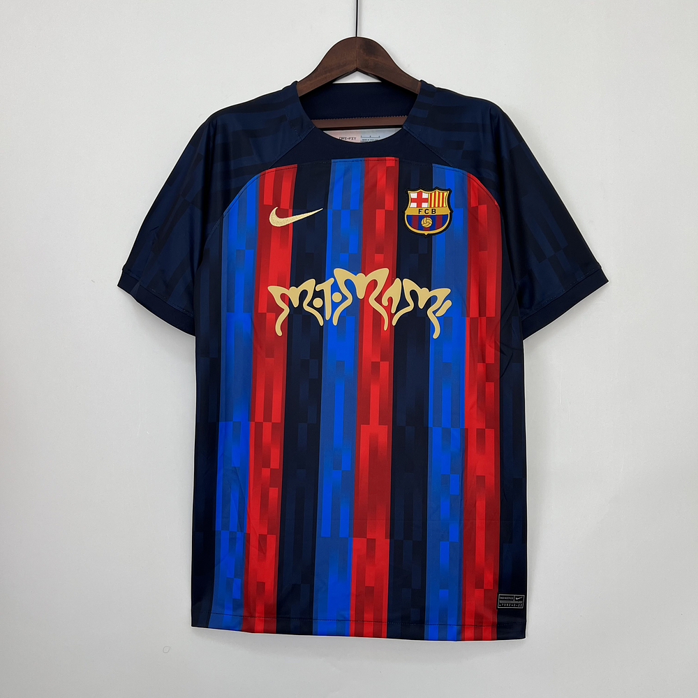 (N022) Camiseta Barcelona Rosalía - Versión Fan - Retro - 22/23