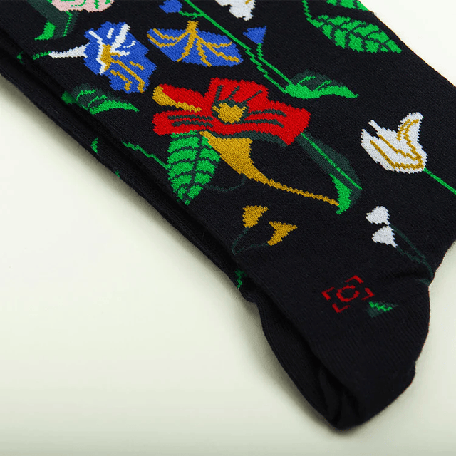 FLOWER STILL LIFE SOCKS