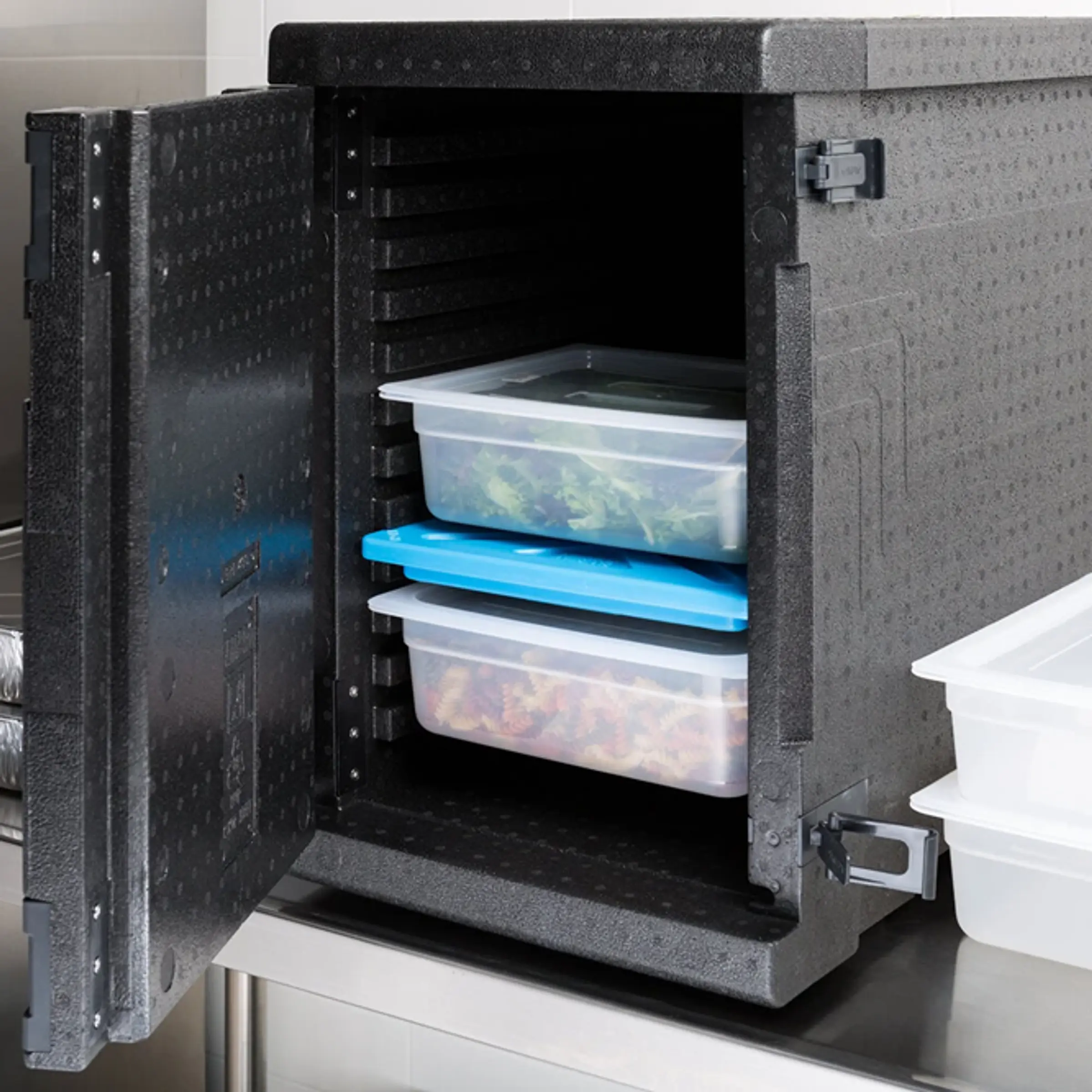 TRANSPORTADOR CONTENEDOR DE ALIMENTOS CAMBRO CAM GOBOX® CAPACIDAD 86 LT 2