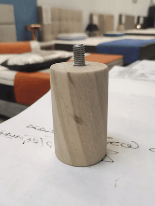 Base rigida forrada a microfibra c/pés madeira natural