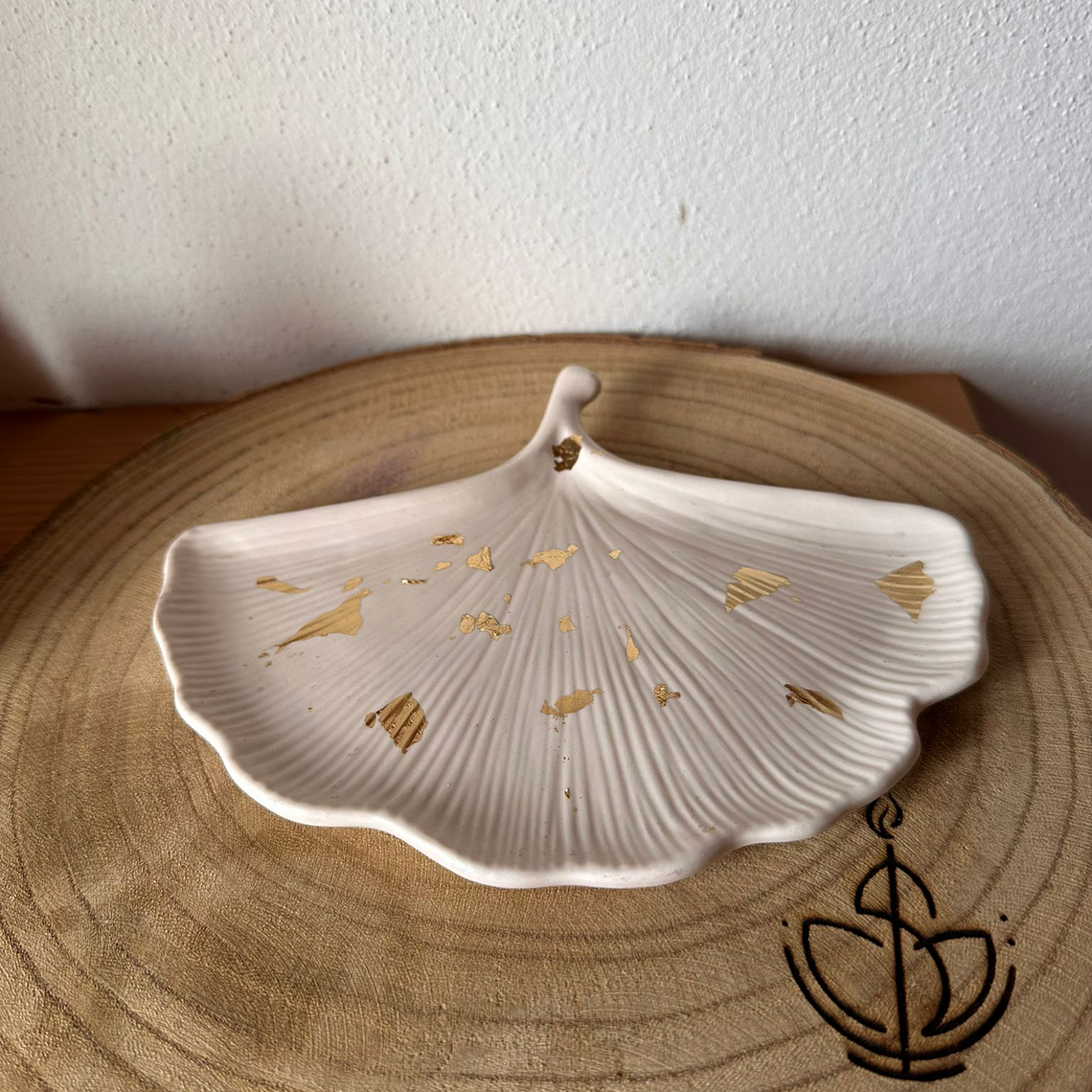 Base Folha Ginkgo em Jesmonite 1