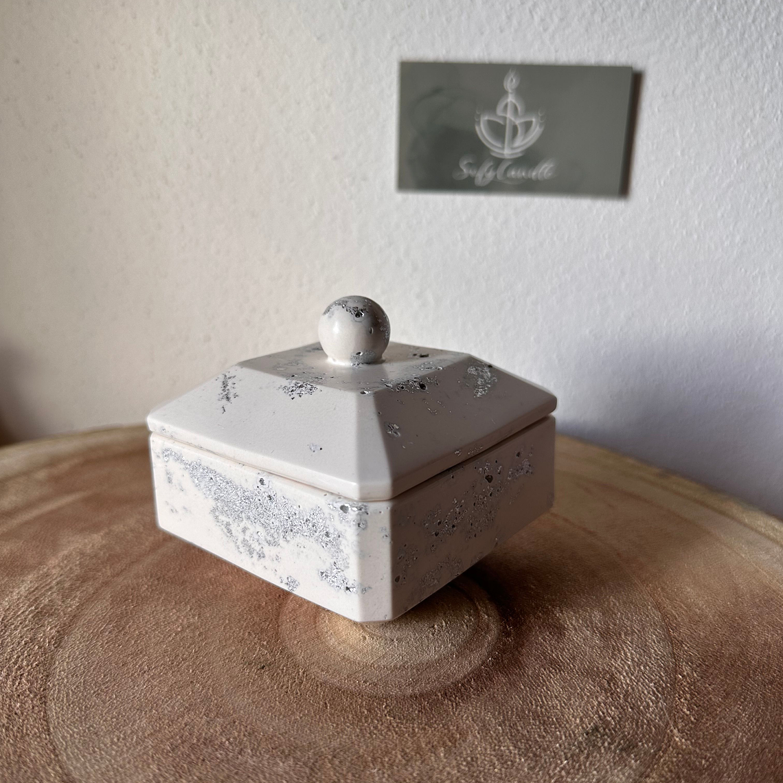 Caixa Decorativa em Jesmonite com Tampa 1