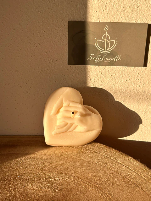 Vela Coração com Mãos