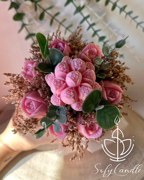 Bouquet de Tulipas com Flores Artesanais