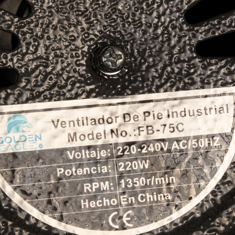 VENTILADOR INDUSTRIAL DE MURO 30” CON CONTROL REMOTO 5