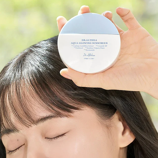 Aqua Glowing Sunscreen (Vegan PDRN SPF50+ PA++++)