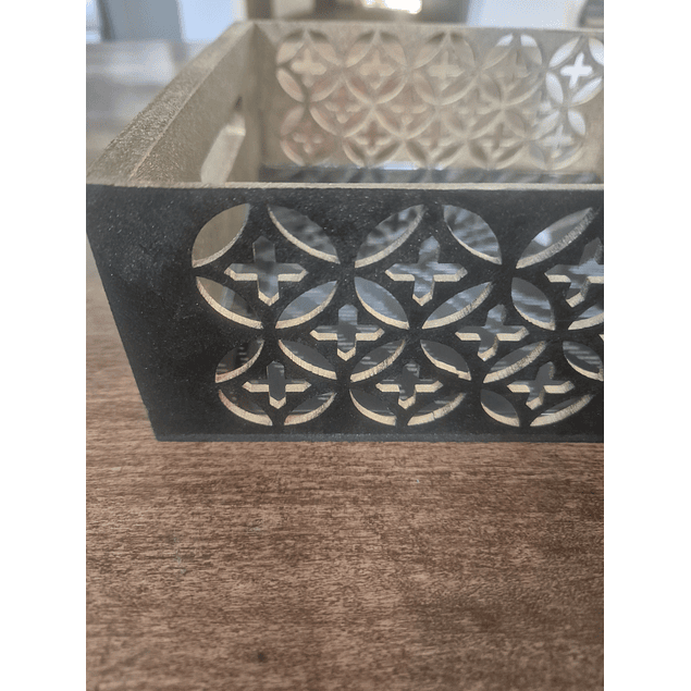 Servilletero calado negro Animal Print