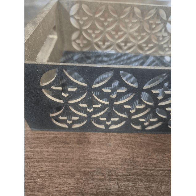 Bandejita calada lados negra Animal Print