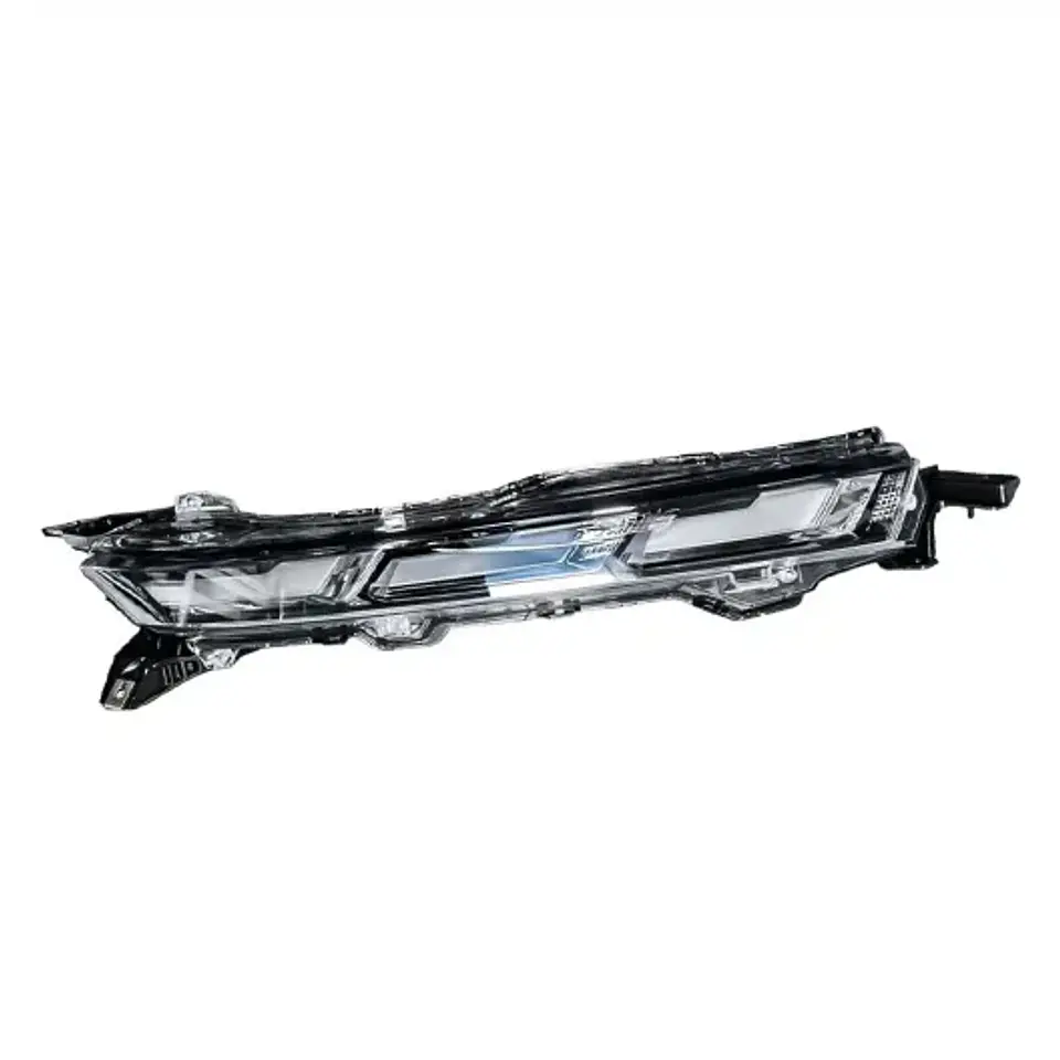 Farol Luz Diurna Derecha (WORK) 2024-presente — L200 LC4T 1