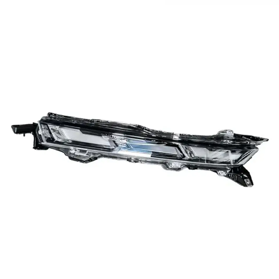 Farol Luz Diurna Izquierda (WORK) 2024-presente — L200 LC4T 1