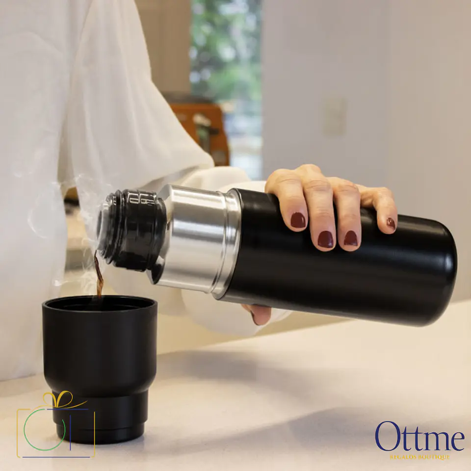 Termo CAPTER 500cc con Taza Personalizable 2