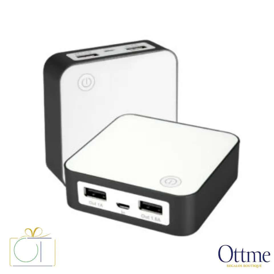 Cargador Power Bank 8400mAh con Adaptadores Personalizable 4