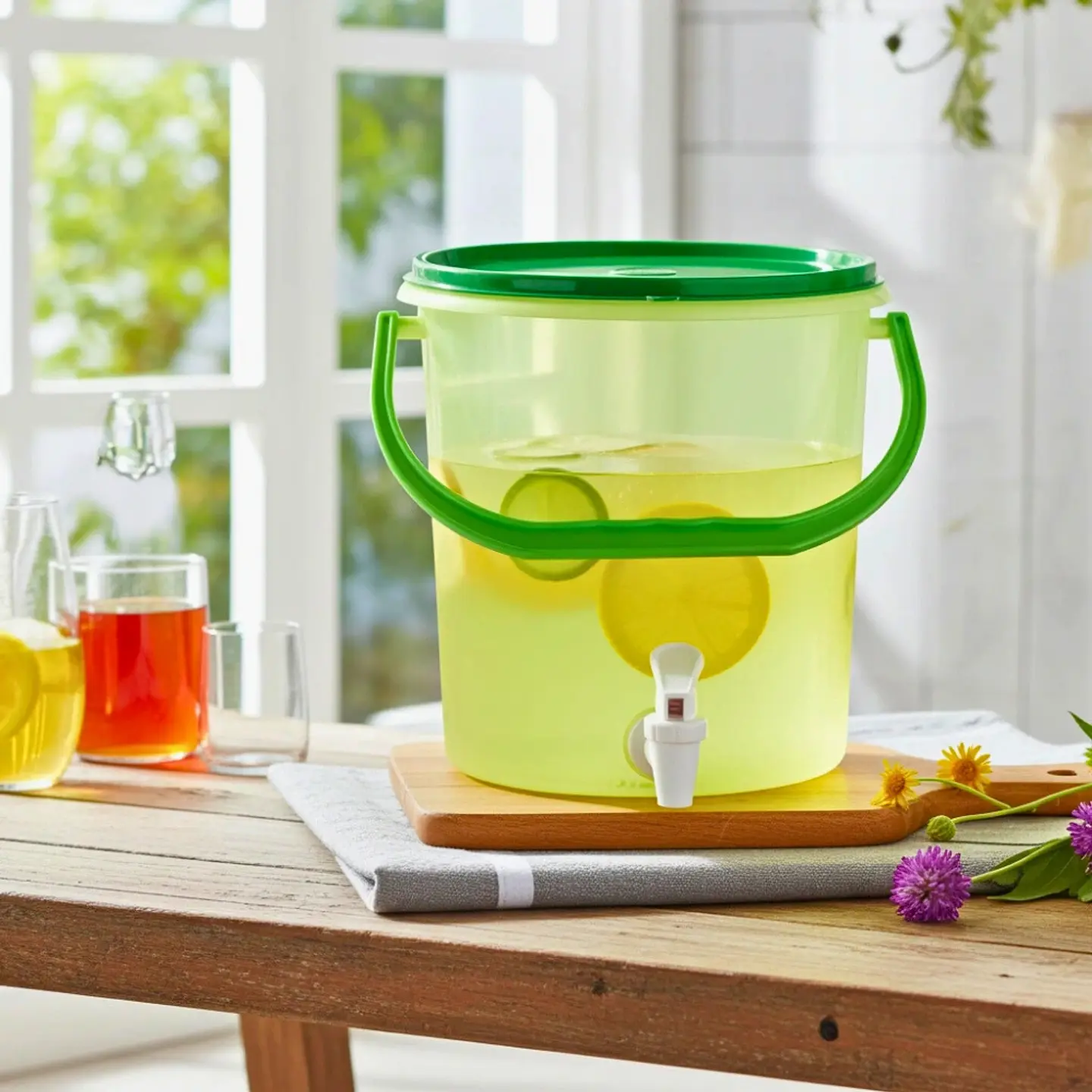 Bote Dispensador Verde con Llave y Asa | 5 L 3