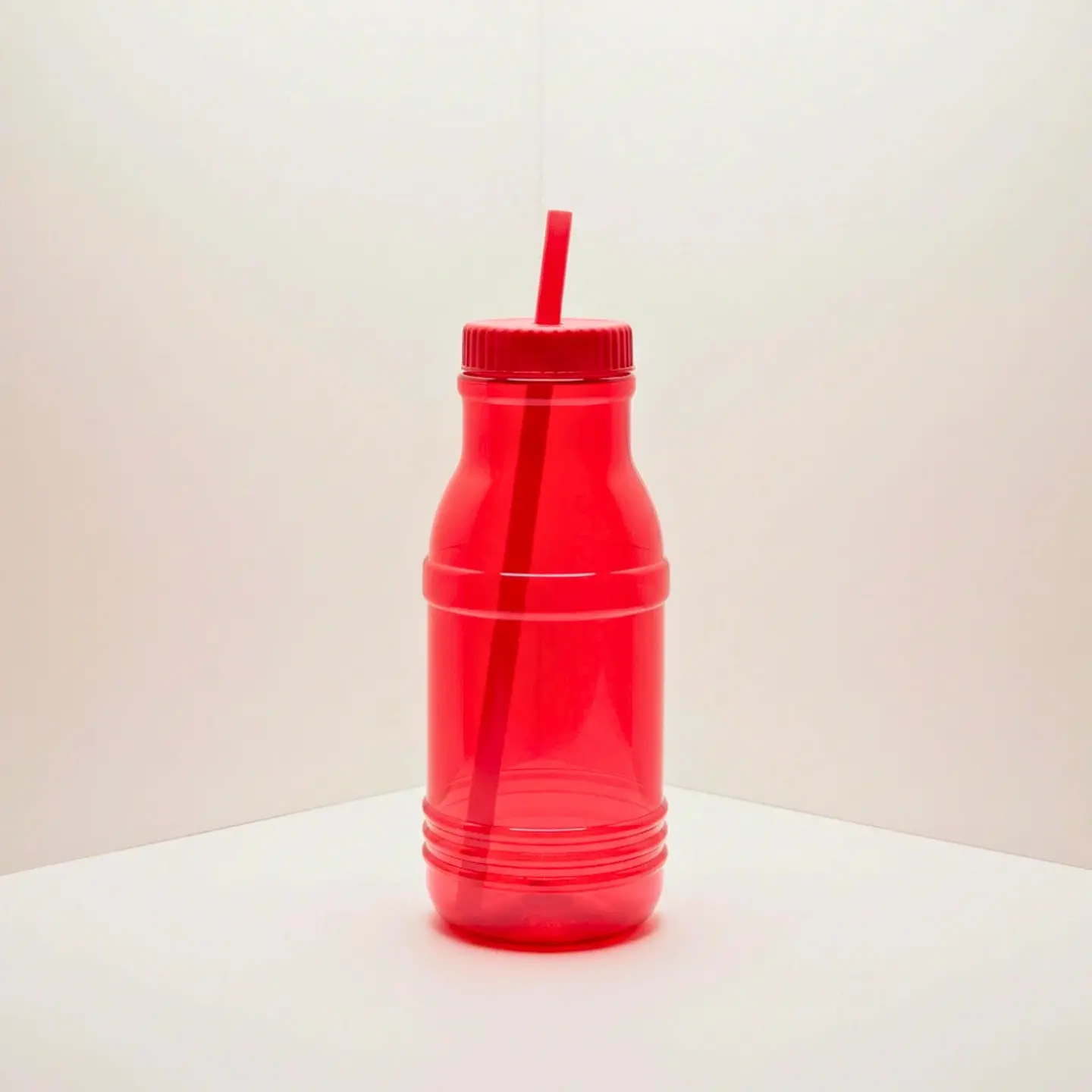 Botella con Popote Traslúcida Roja 1.2 Litros 1