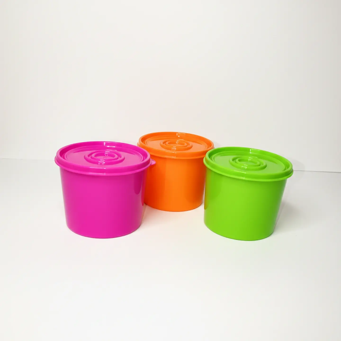 Set 3 Contenedores Tapa 700 ml Multicolor 3