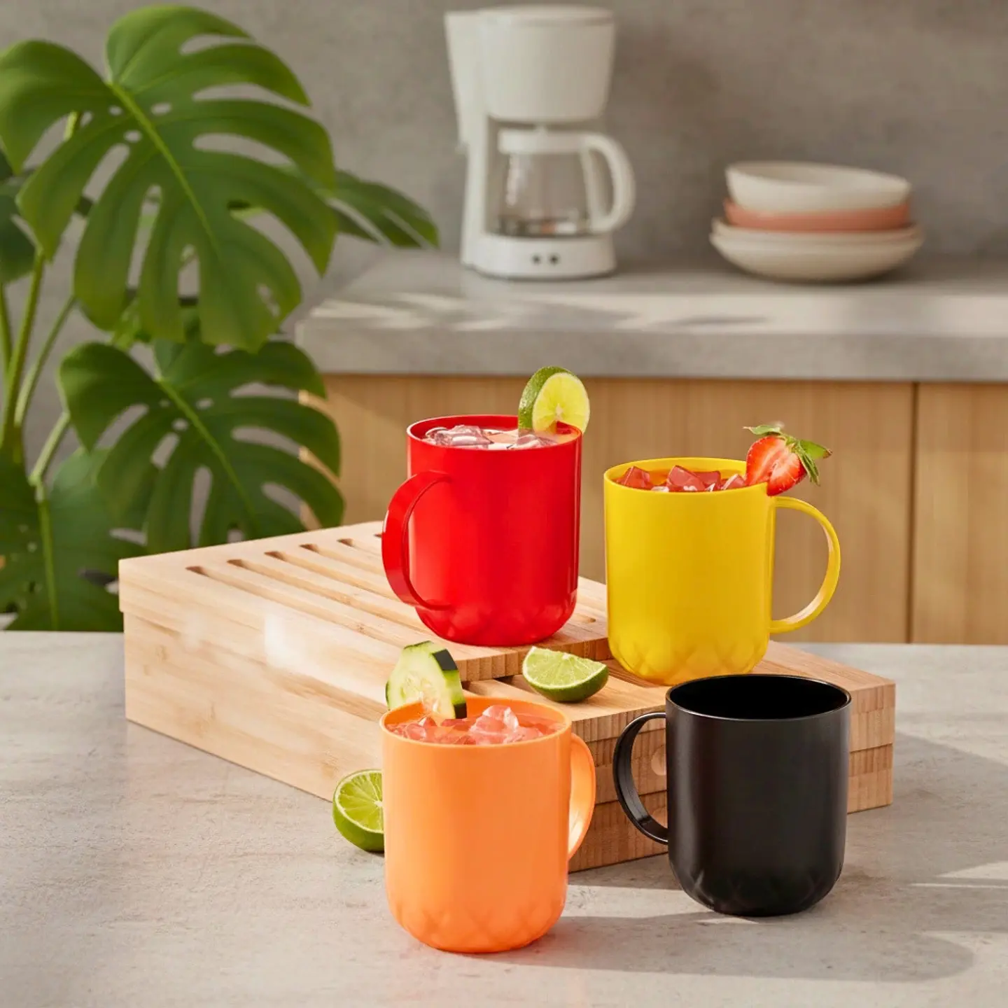 Set 4 Tazas de Plástico | 450 ml 2