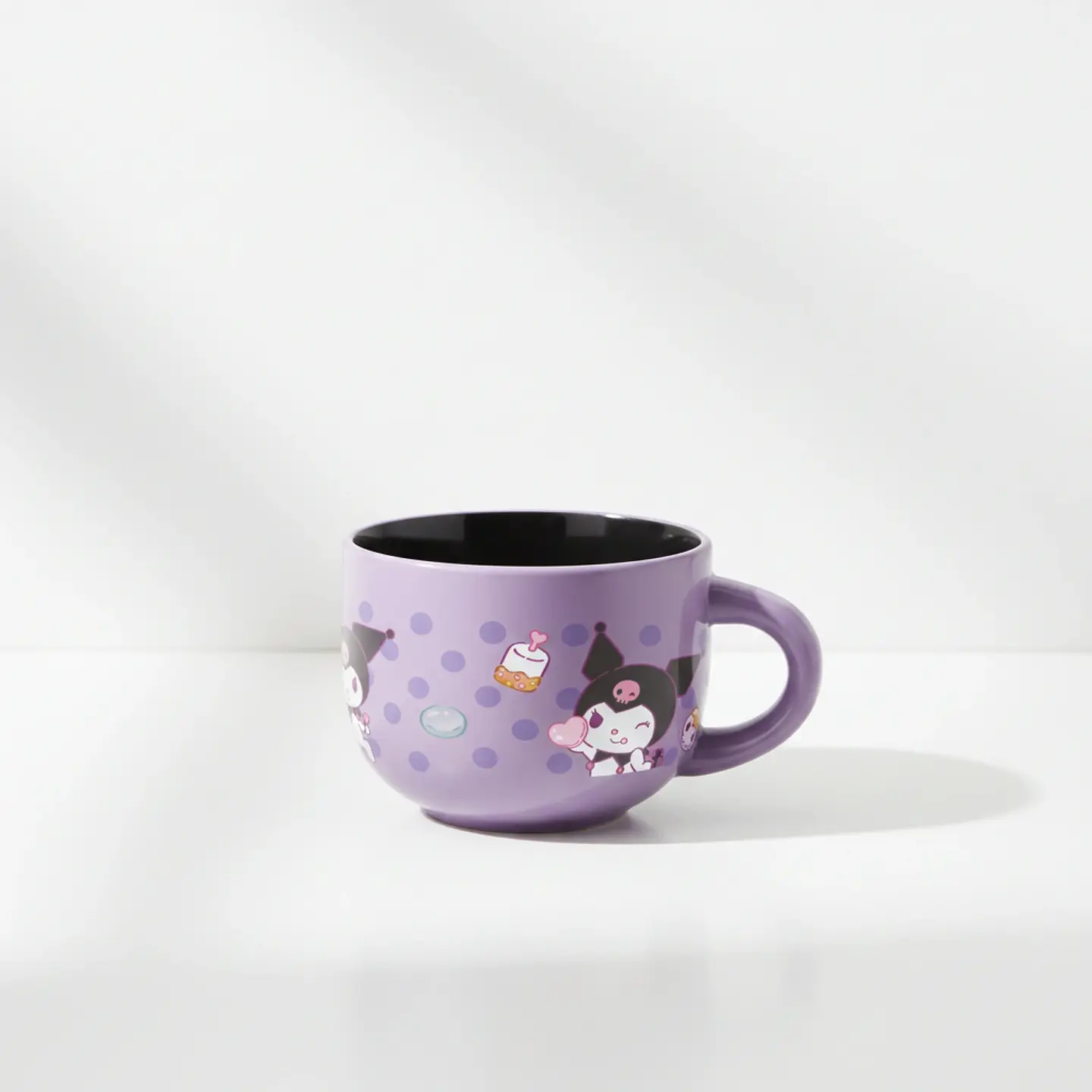 Taza de Cerámica Morada Kuromi Cap. 650 ml 5