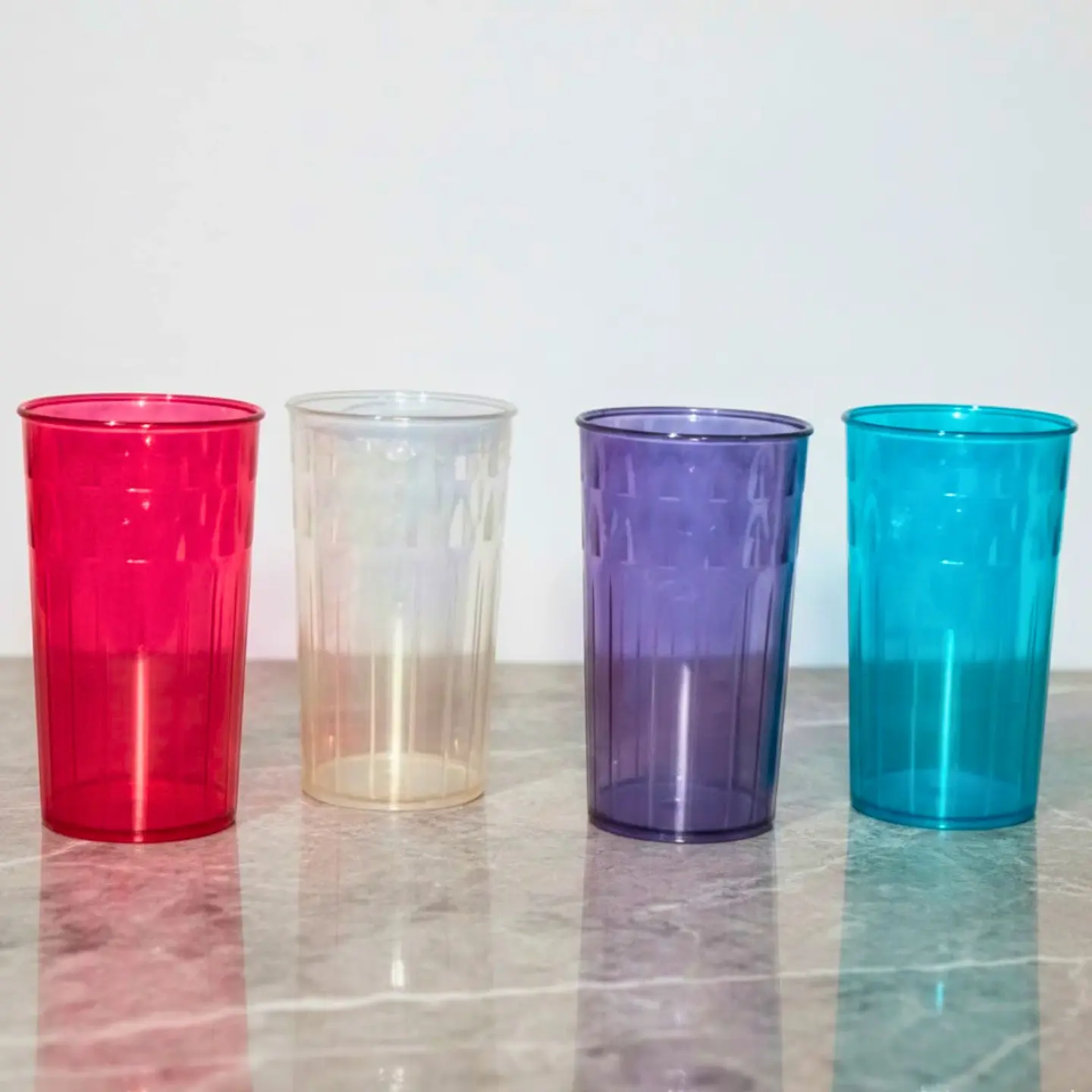 Set 4 Vasos Plástico Tipo Cristal 275 ml | Colores Surtidos 3