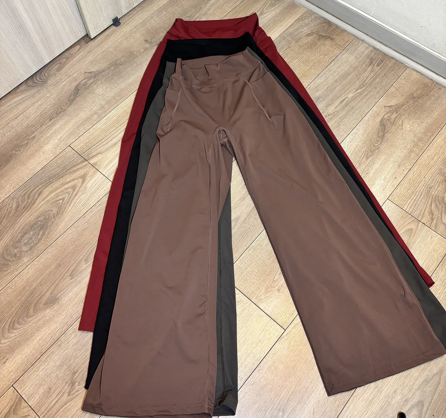 Calza Palazzo con bolsillos 2