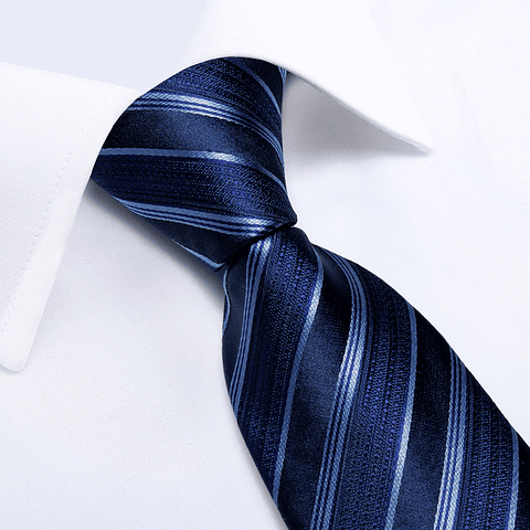 Set Corbata azul marino, paño y colleras. Modelo Mar Azul