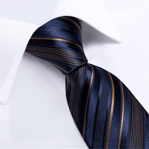 Implementar Establecimiento Empleado Set Corbata negra, paño y colleras. Modelo Mar Dorado