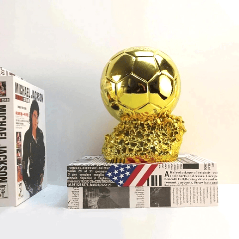 🏆⚽ Réplica de Balón de Oro. Resina 15 cm. Regalo futbolero