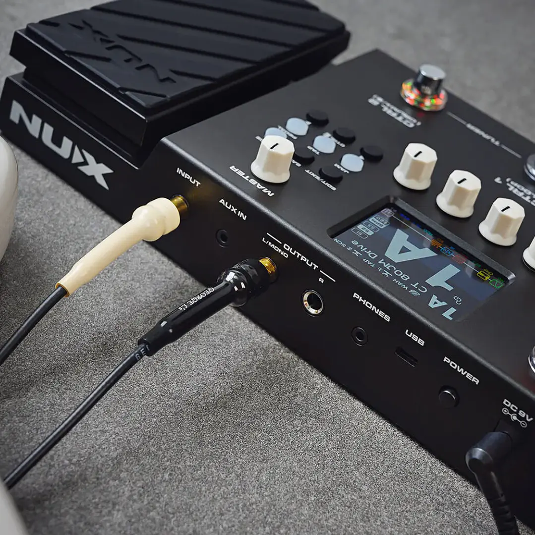 Pedalera Multiefecto - Nux MG-400 5
