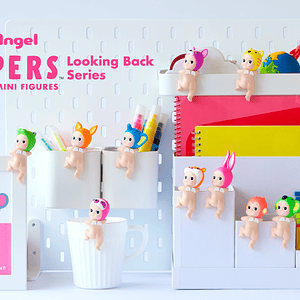 Sonny Angel HIPPERS Looking Back