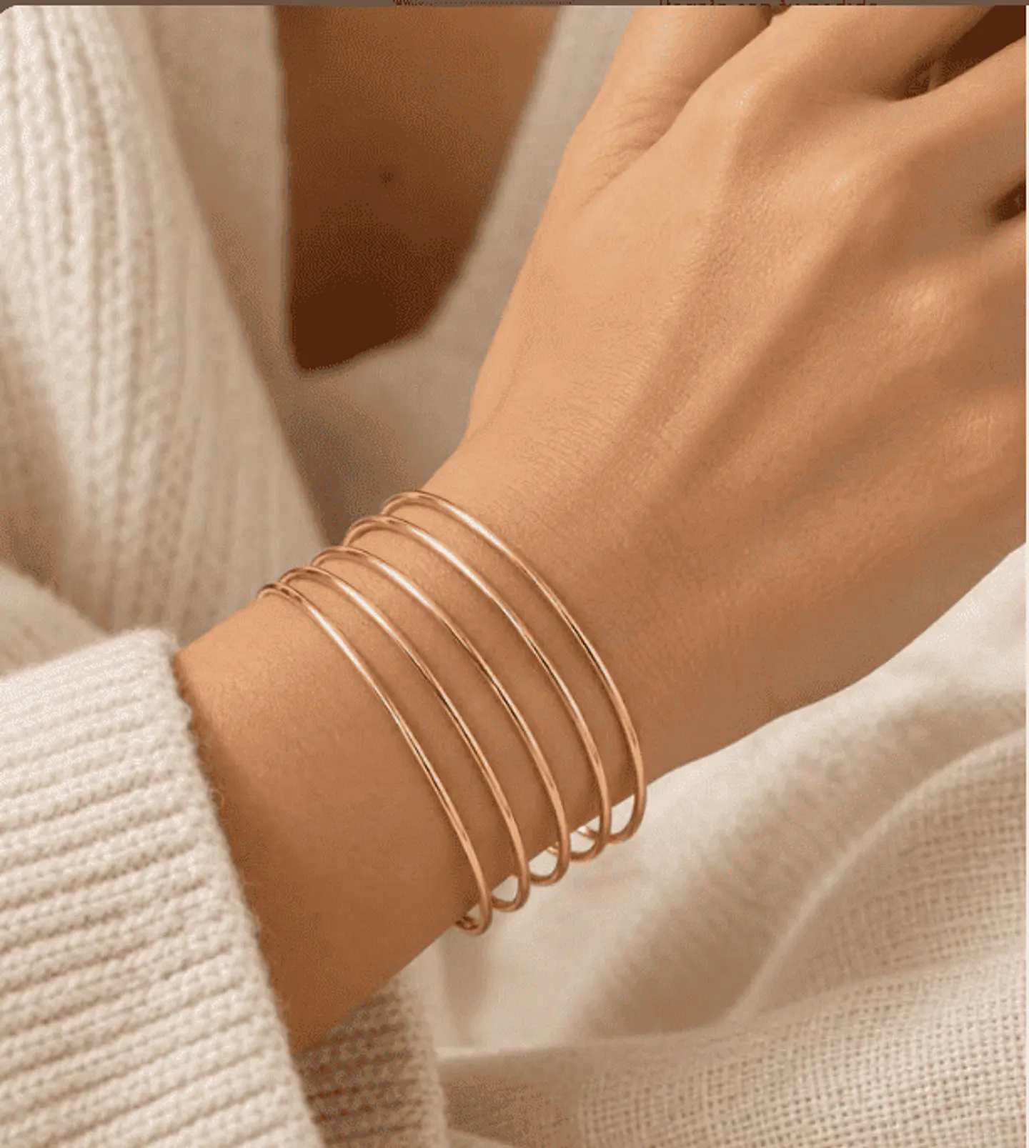 Pulsera rígida bañada en oro 1