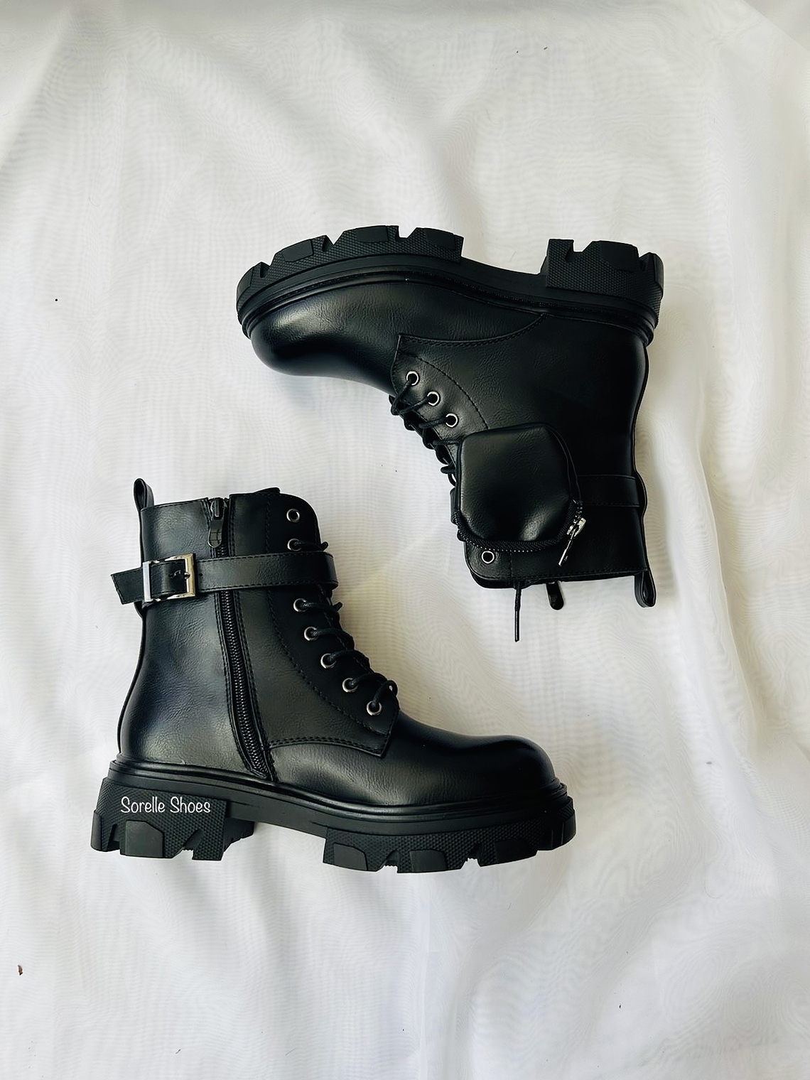 Botin Victoria Negro 4