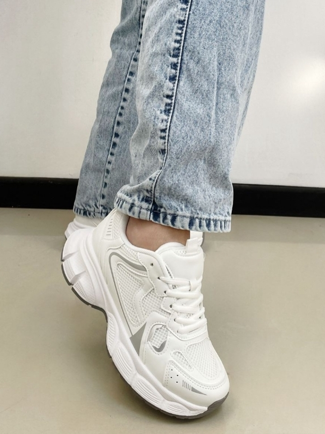 Zapatillas Urbanas Blancas Chunky 1