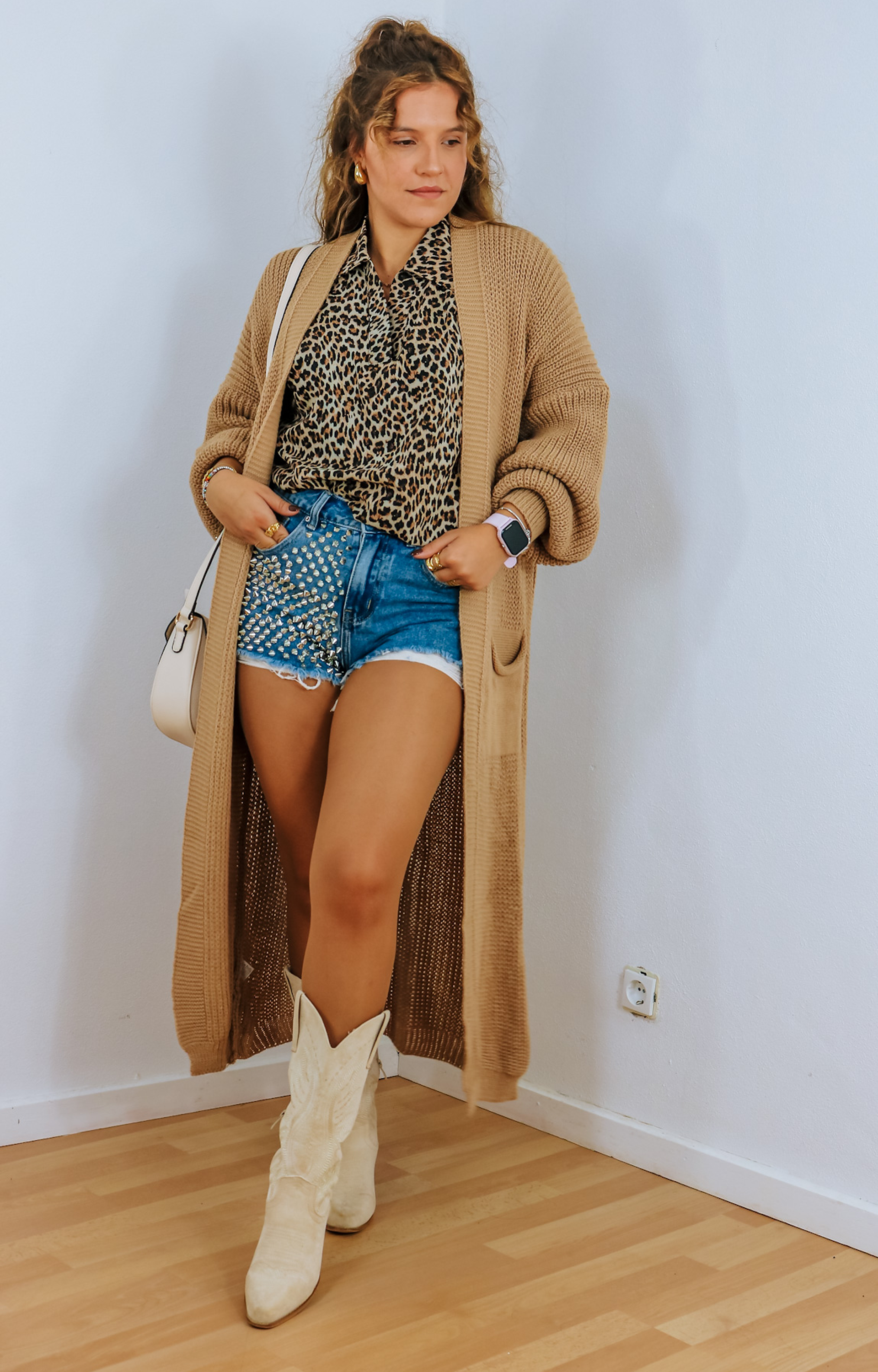 Calções de ganga com Tachas 1