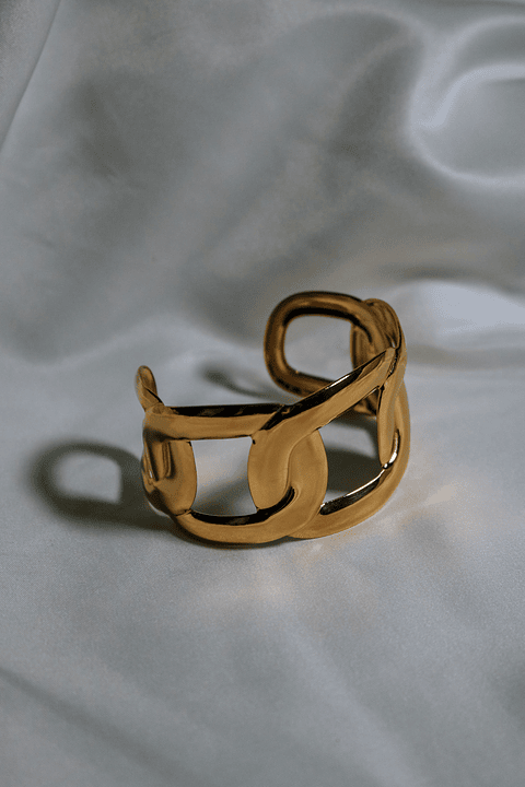 PULSEIRA LARGA - ENTRELAÇADA