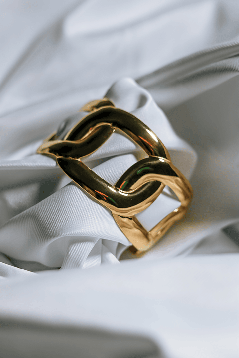 PULSEIRA LARGA - ENTRELAÇADA