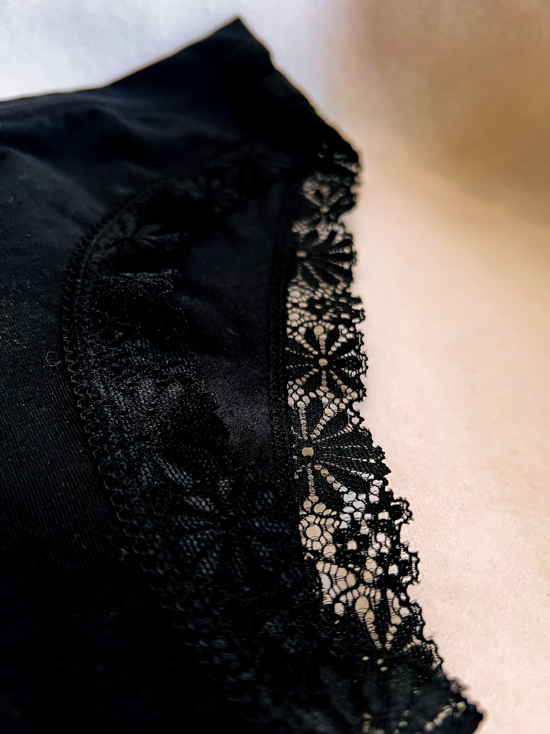 CUECA PRETA ESSENZA (QUALIDADE) 3