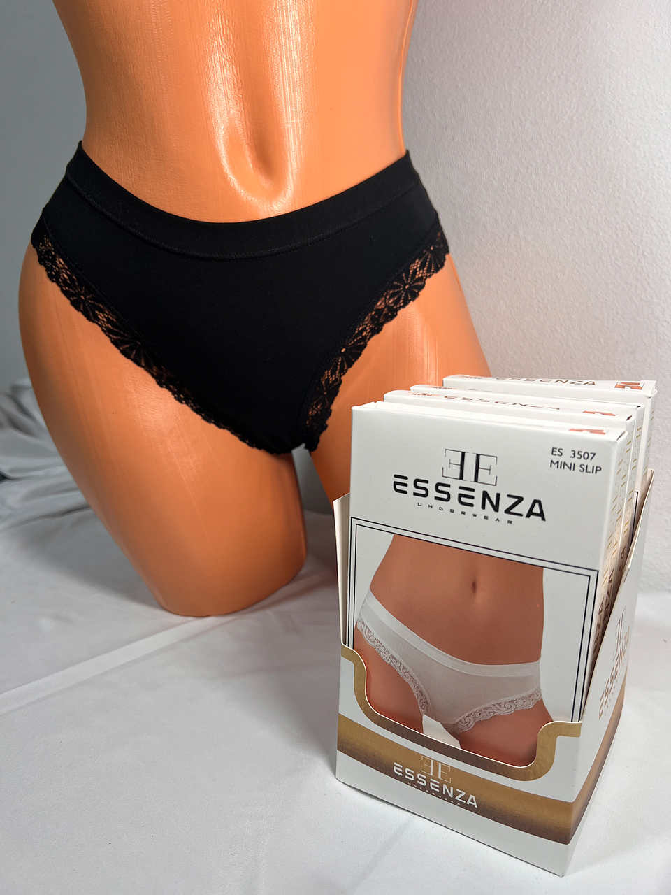 CUECA PRETA ESSENZA (QUALIDADE) 1