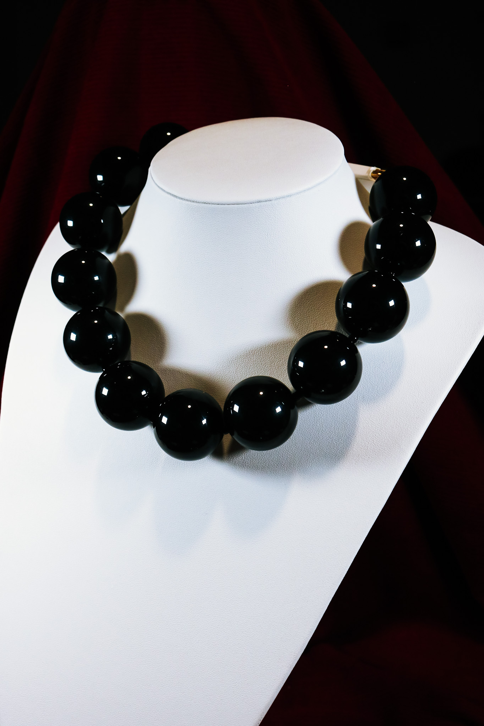 Colares das bolas grandes  1