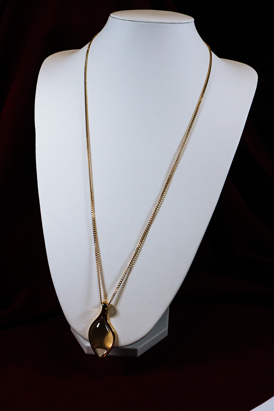 Colar gota 2