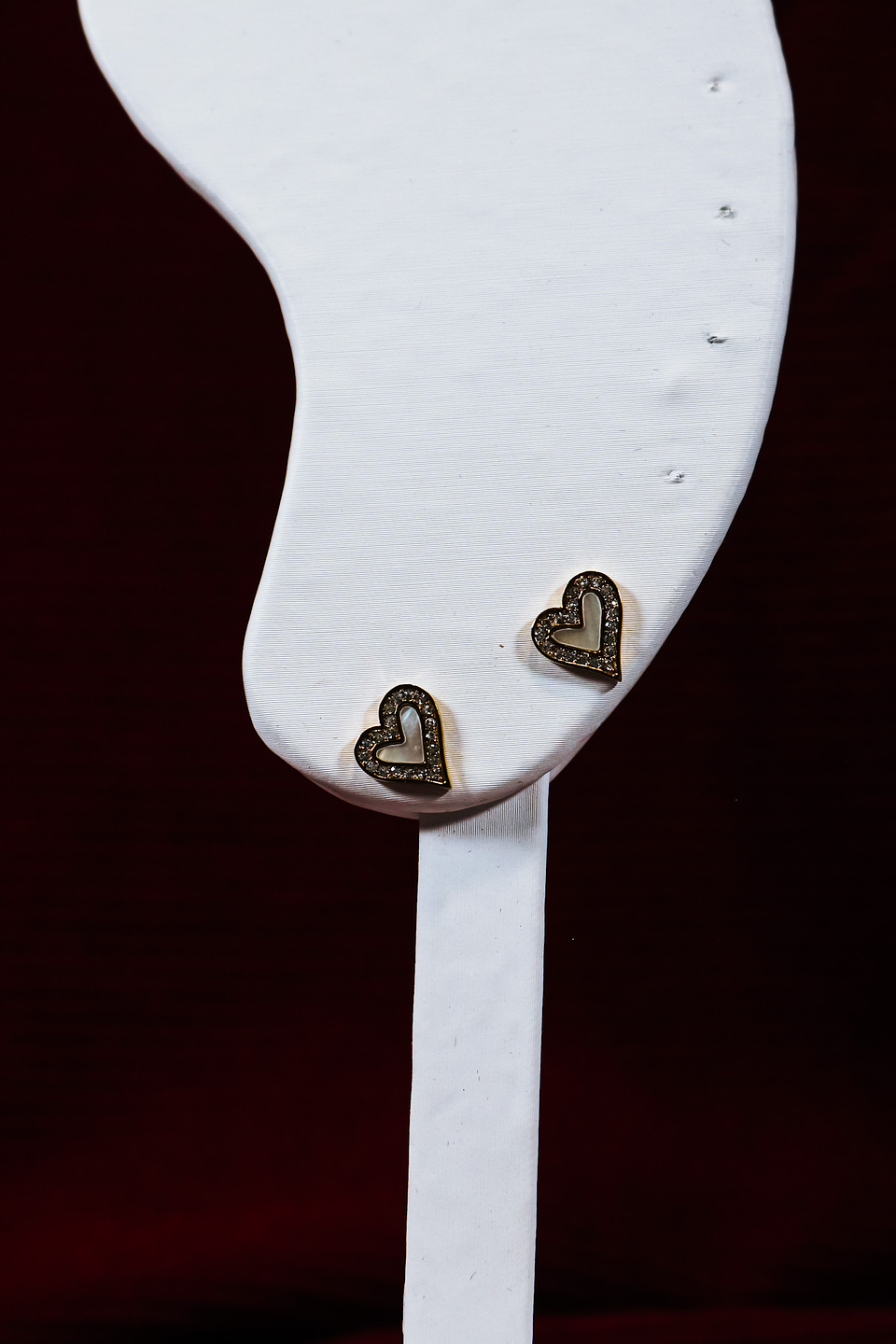 Brincos de corações com brilho 2