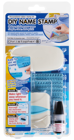 KIT PARA ESTAMPAR NOMBRES SHACHIHATA CON PIEZAS REORGANIZABLES DE HASTA 13 CARACT. + TINTA 1