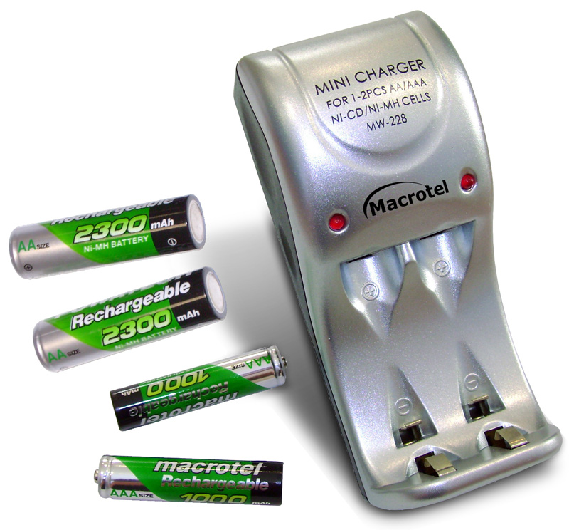 CARGADOR DE PILA MACROTEL AA/AAA/9V CON 2 PILAS AA 2300mAh Y 2 AAA 1000 mAh 1