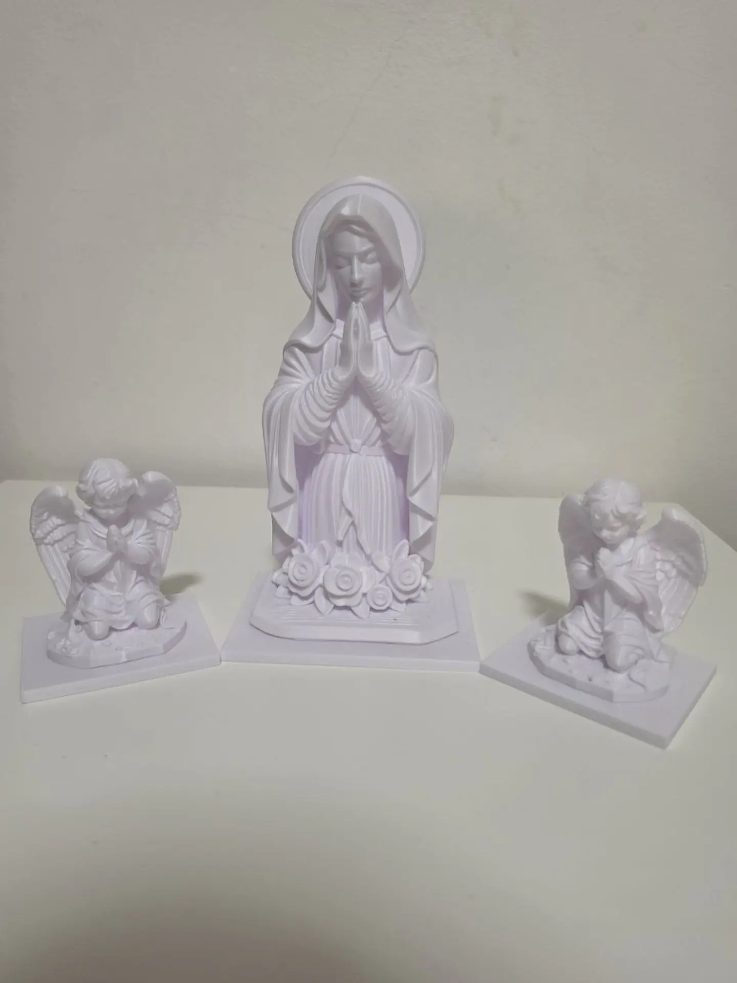 Nossa Senhora com Anjos 1
