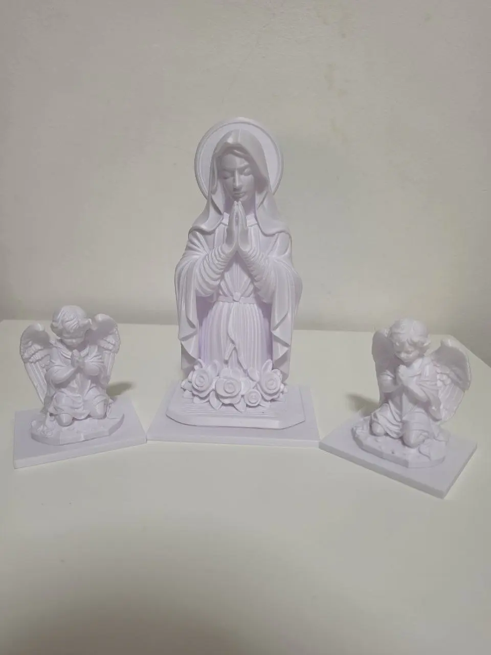 Nossa Senhora com Anjos 1