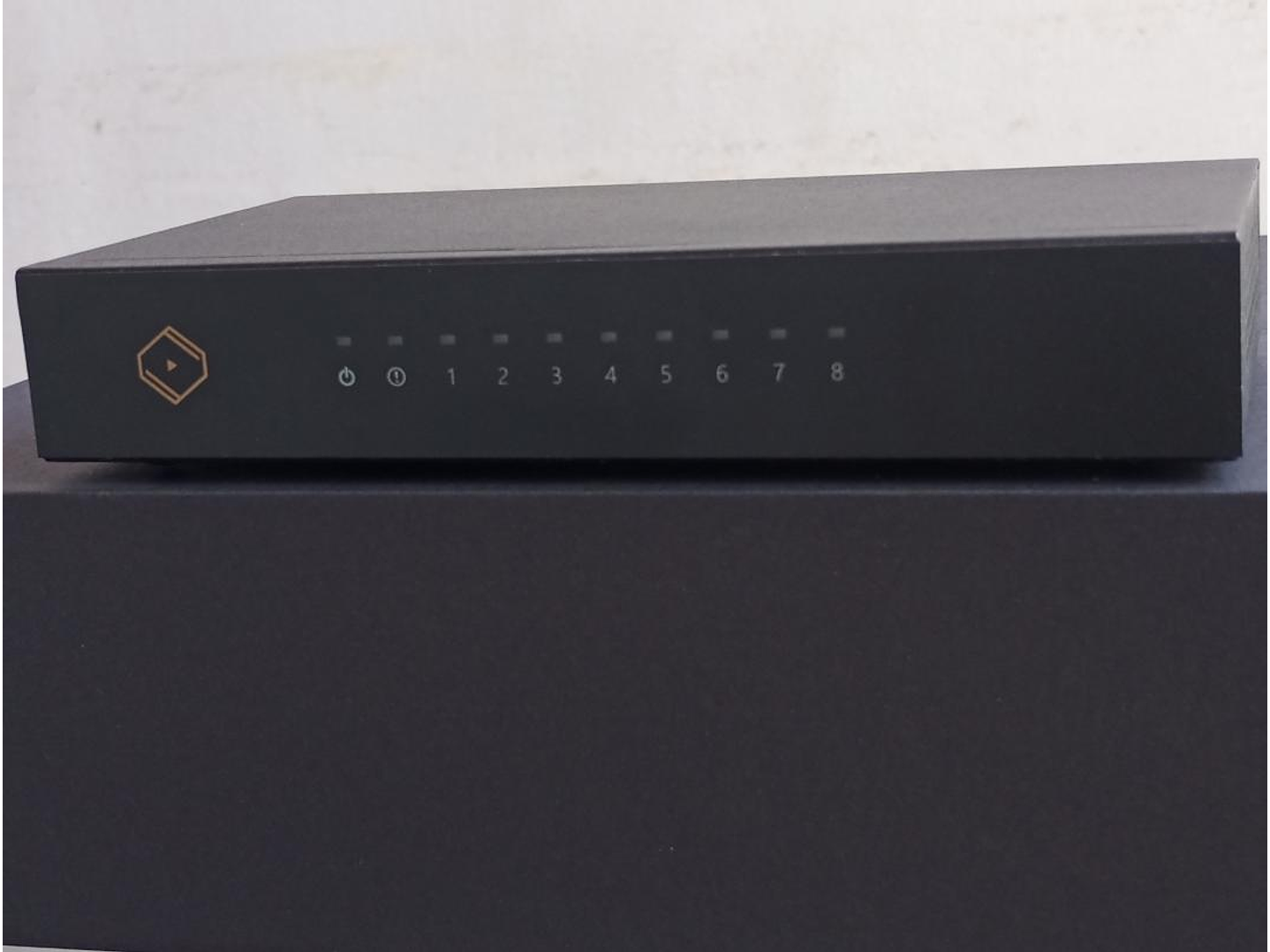 Trio **USADOS** Silent Angel Munich M1T streamer / F1 fuente / Bonn N8 Switch 2