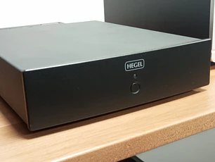 Hegel Phono Preamp V10 **USADO**