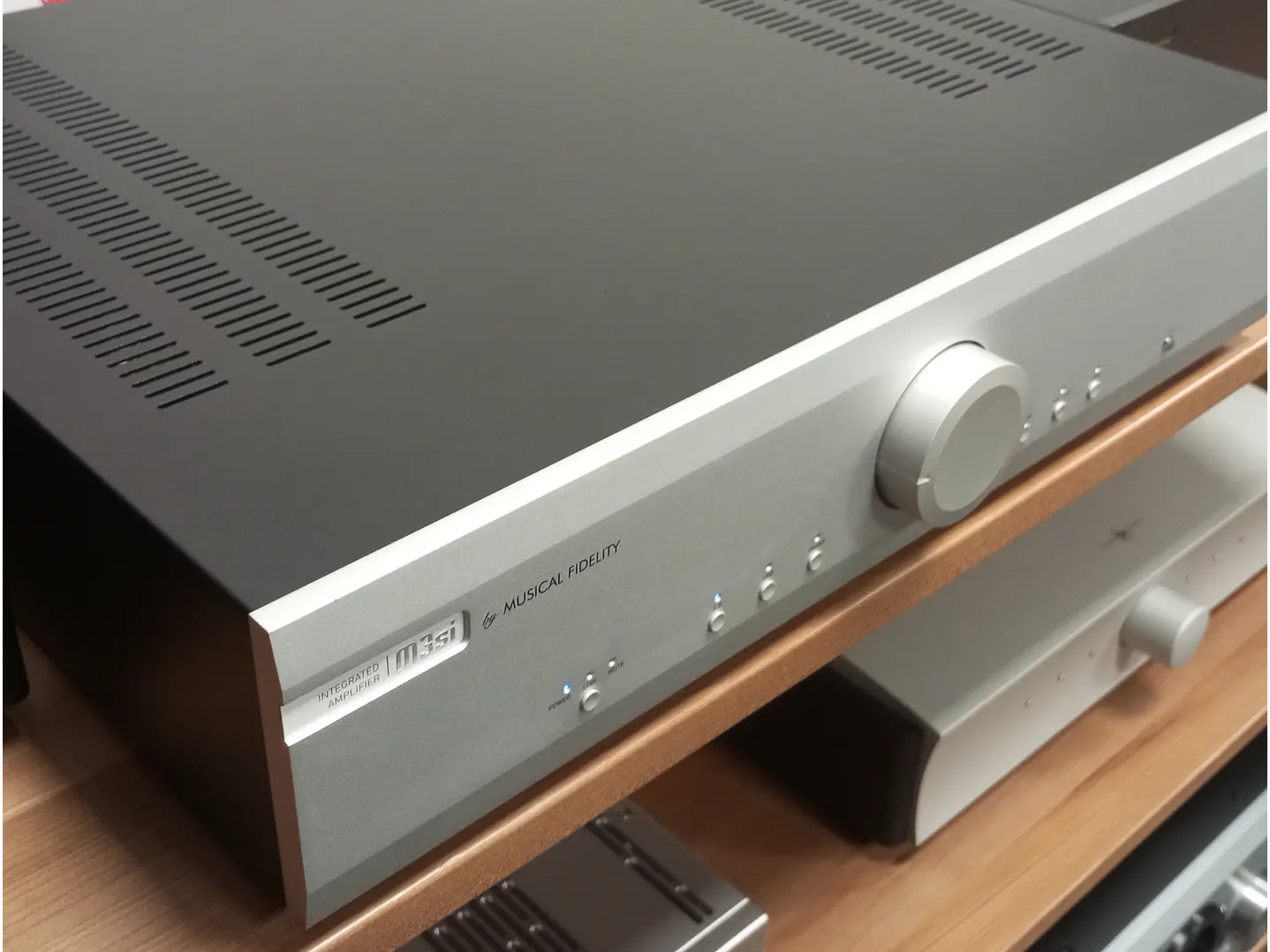 Musical Fidelity M3 SI (DAC USB y Phono) **USADO** 3